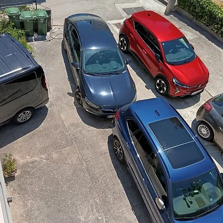 Marica I Ivo 1 * Makarska